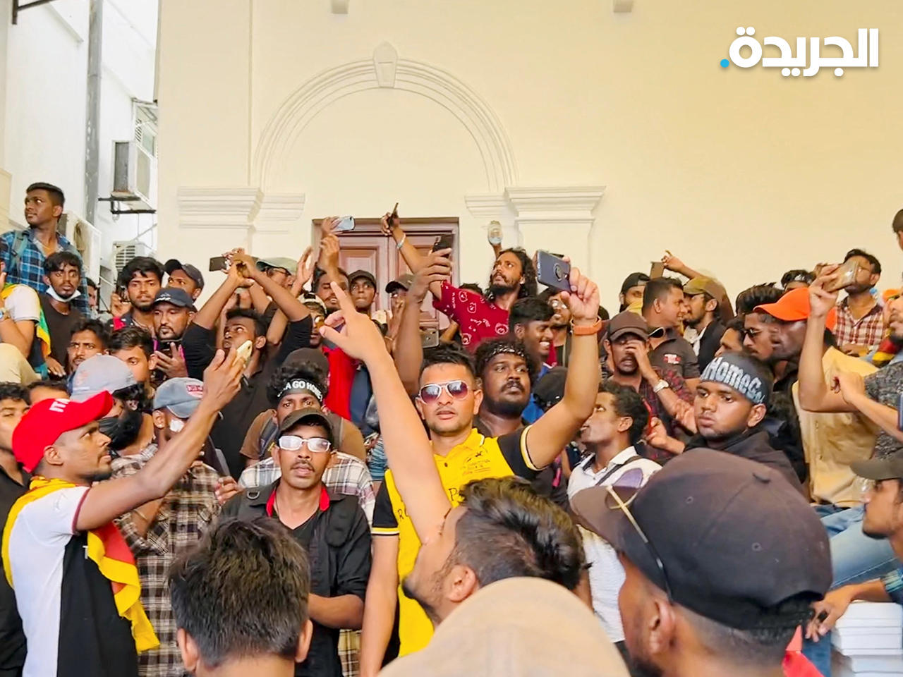 حشد من المتظاهرين في سريلانكا