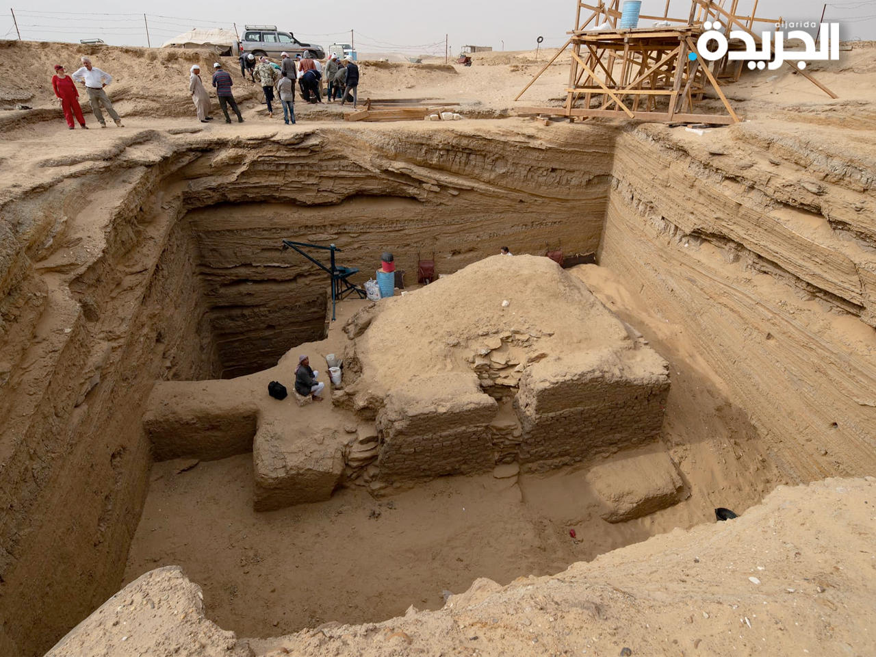 الكشف عن مقبرة قائد الجنود الأجانب في منطقة أبو صير الأثرية