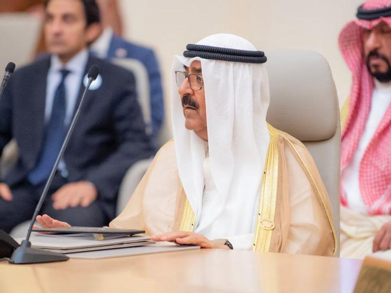 ممثل سمو الأمير خلال مشاركته بالقمة