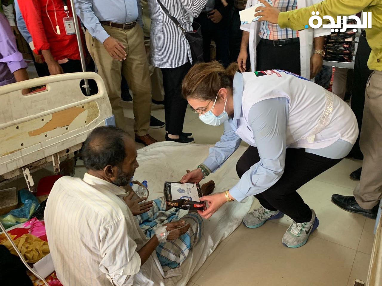 البرجس خلال زيارتها مستشفى «سادار» في كوكس بازار ببنغلاديش