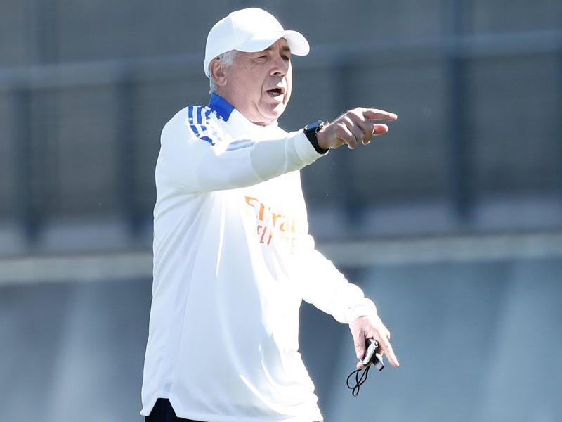  مدرب ريال مدريد كارلو أنشيلوتي