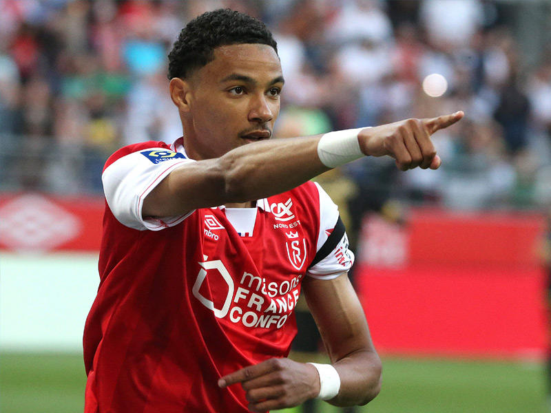 المهاجم الفرنسي هوجو إيكتيكي