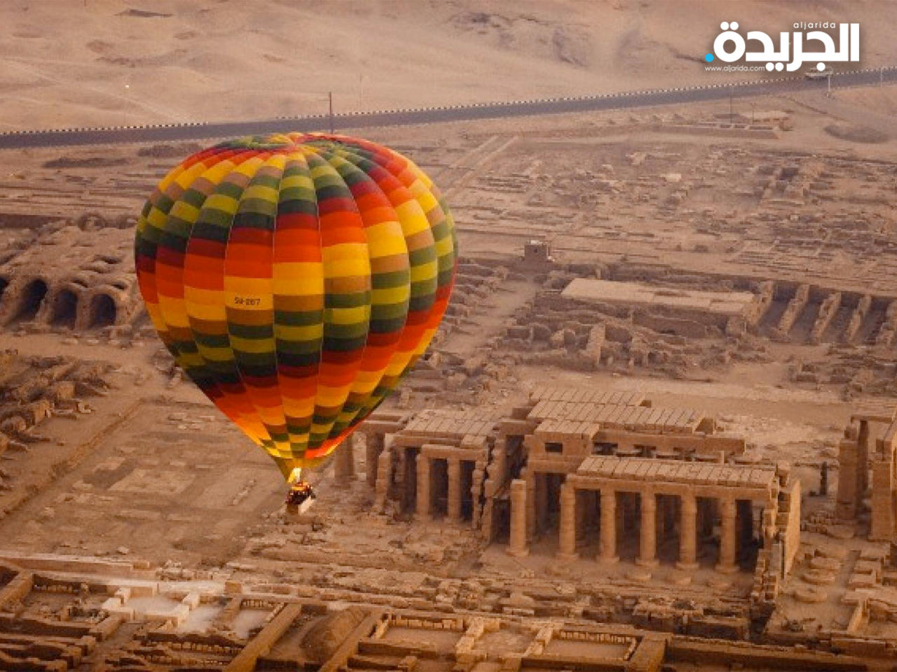 سقوط منطاد في الأقصر.. والسلطات المصرية تحقق