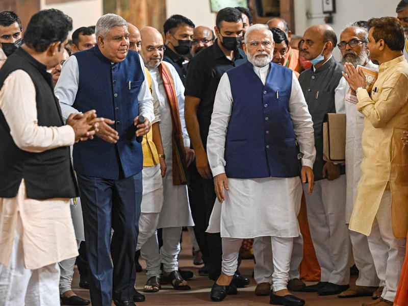  رئيس الوزراء ناريندرا مودي