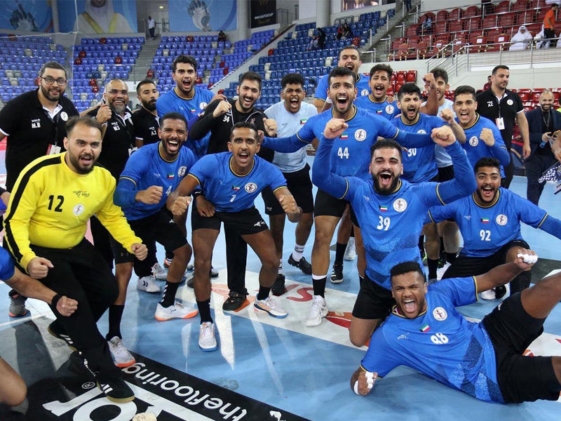 فرحة لاعبي منتخب الكويت بالفوز