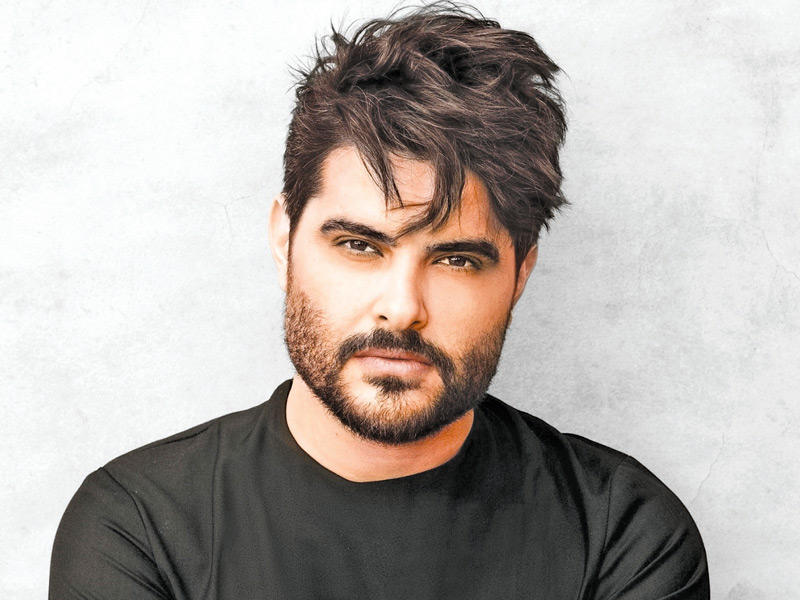 المطرب ناصيف زيتون