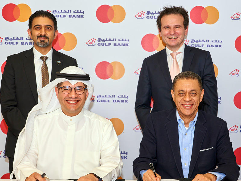 محمد القطان مع فريق «ماستركارد»