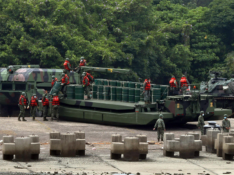  المدمرة الأميركية «يو اس اس بينفولد»