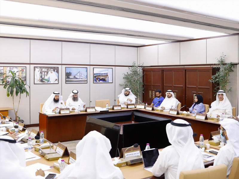 اجتماع سابق للجنة الصحية البرلمانية