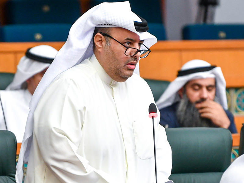 النائب مبارك الحجرف