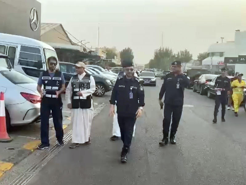 العدواني مشرفاً على الحملة