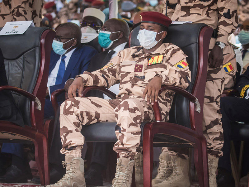 الرئيس المؤقت محمد إدريس ديبي 