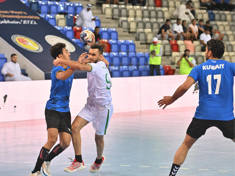 جانب من لقاء الكويت والسعودية في الأدوار التمهيدية