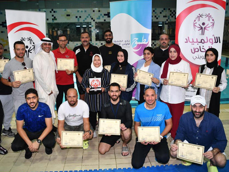 بورسلي تتوسط الدارسين في الدورة