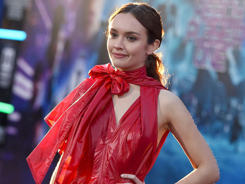 النجمة أوليفيا كوك