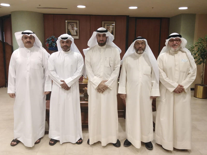 جانب من المشاركين في اللقاء