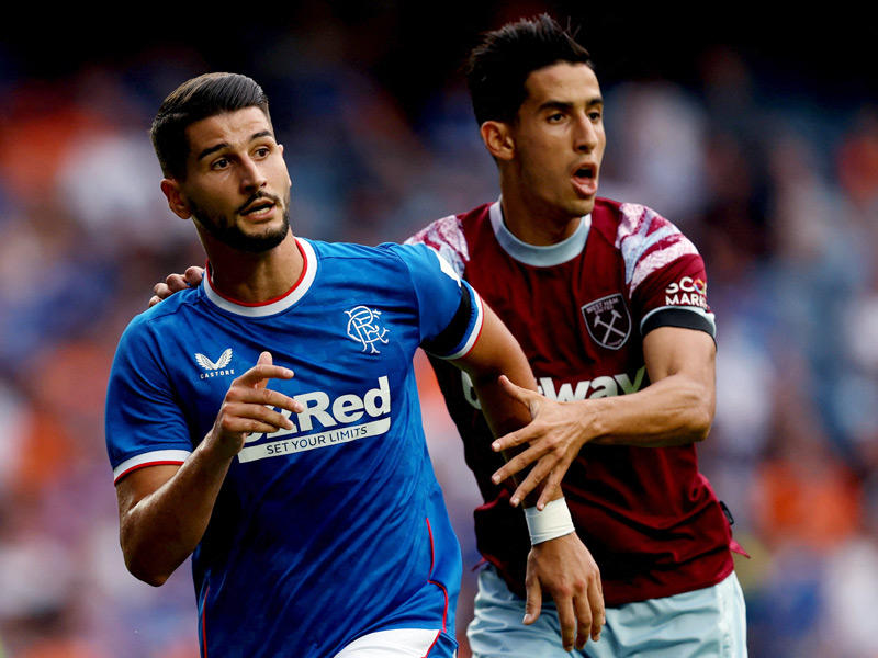 نايف أكرد خلال المباراة التي أصيب فيها