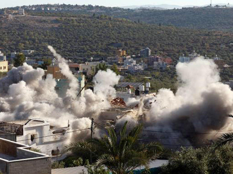 افجار منزل عائلة الأسير الفلسطيني يحيى مرعي