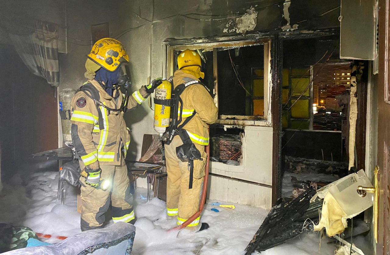 فرق الإطفاء تسيطر على حريق عمارة في خيطان