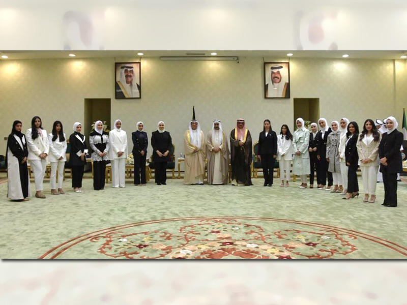 العجيل والصفران يتوسطان وكيلات النيابة