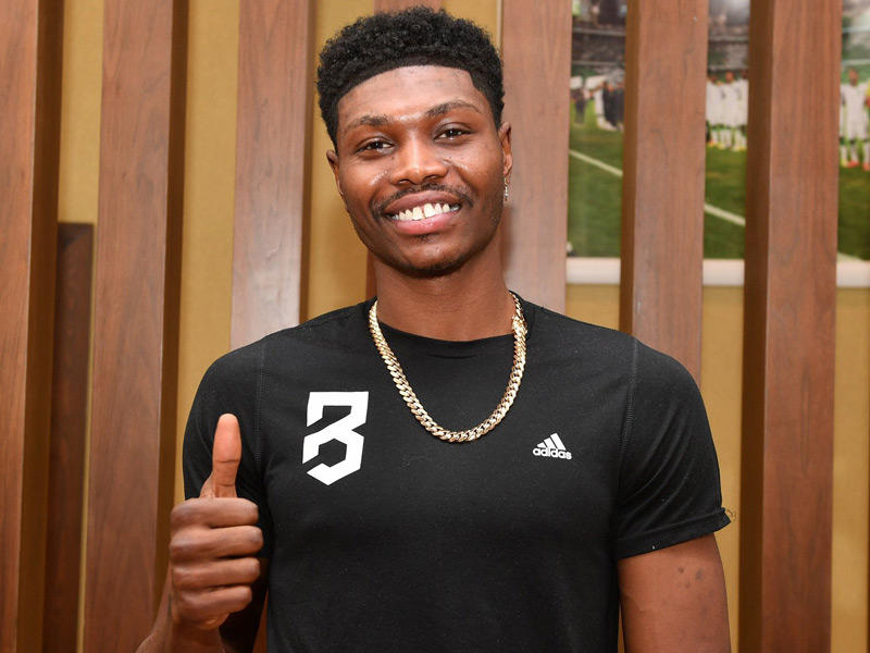 المحترف الأميركي كلينثوني إيرلي