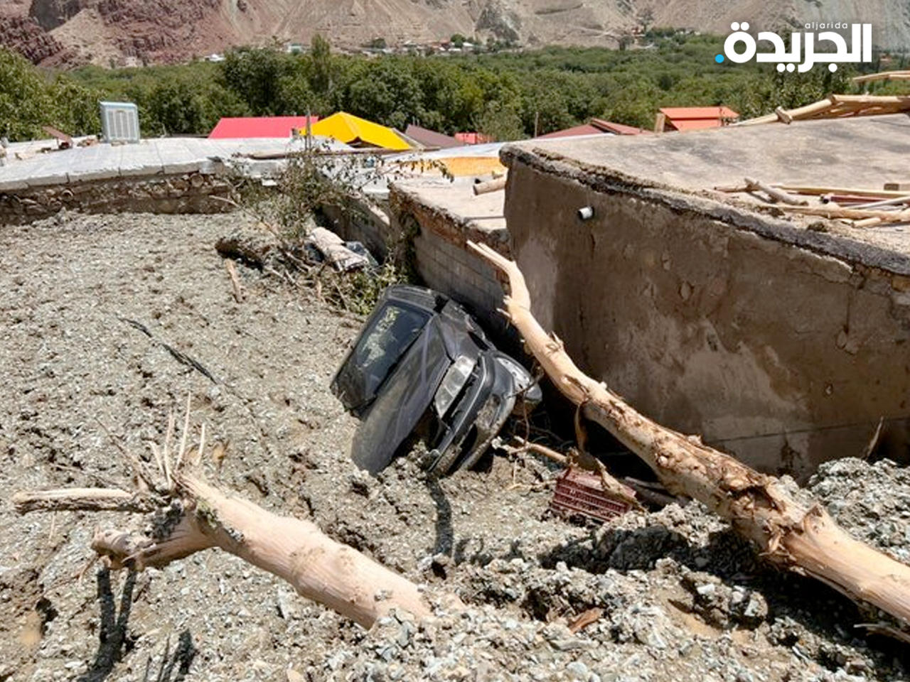 جانب من السيول التي ضربت مساحات شاسعة من إيران