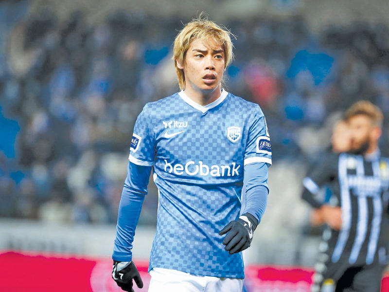 المهاجم الياباني الدولي جونيا إيتو