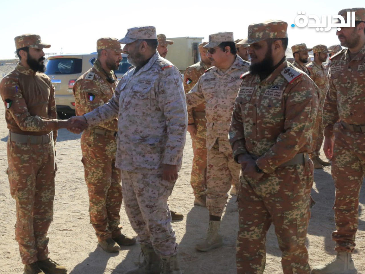 رئيس الأركان العامة للجيش الفريق الركن خالد صالح الصباح خلال زيارة سابقة إلى موقع تمرين عسكري في منطقة الأديرع - أرشيف.