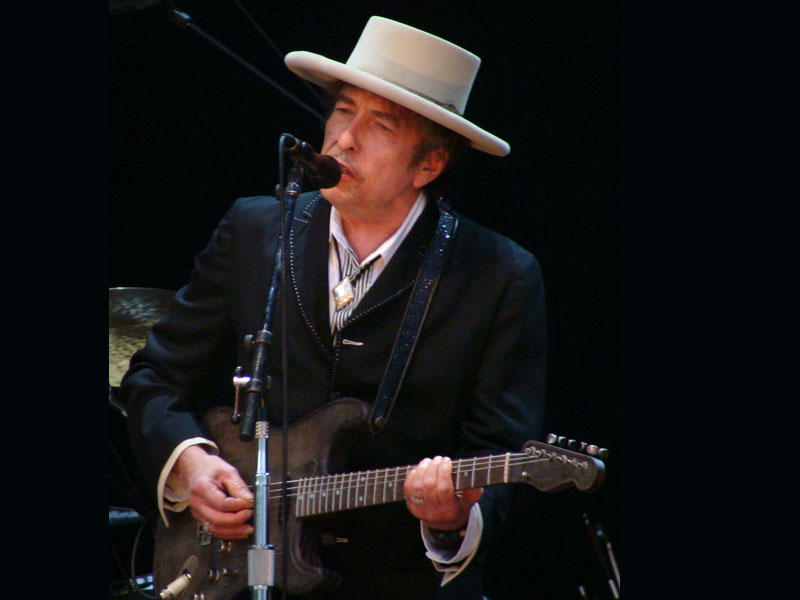  المغني بوب ديلان