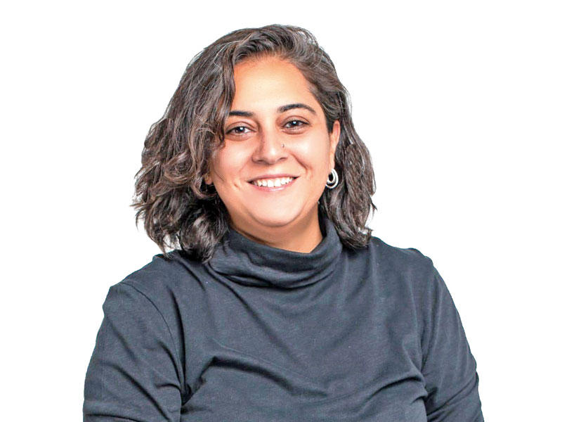 عضوة مجلس إدارة اللجنة الأولمبية الكويتية فاطمة حيات