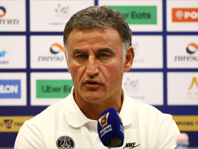 المدير الفني لفريق باريس سان جرمان كريستوف غالتييه