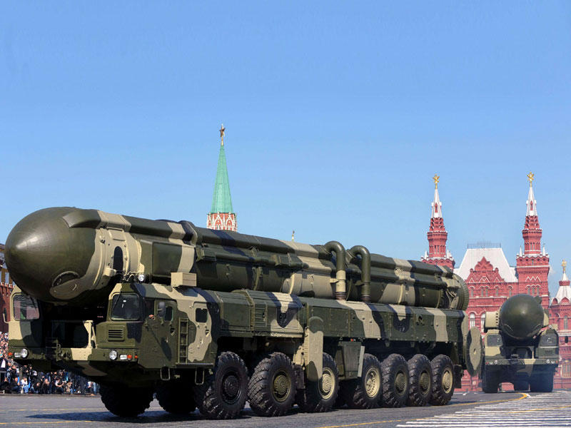 منظومة إطلاق الصواريخ العابره للقارات توبول إم والتي نشرتها موسكو في سنه 1997 في روسيا (أ ف ب)