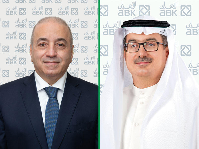 رئيس مجلس إدارة البنك الأهلي الكويتي طلال بهبهاني - الرئيس التنفيذي للمجموعة جورج ريشاني