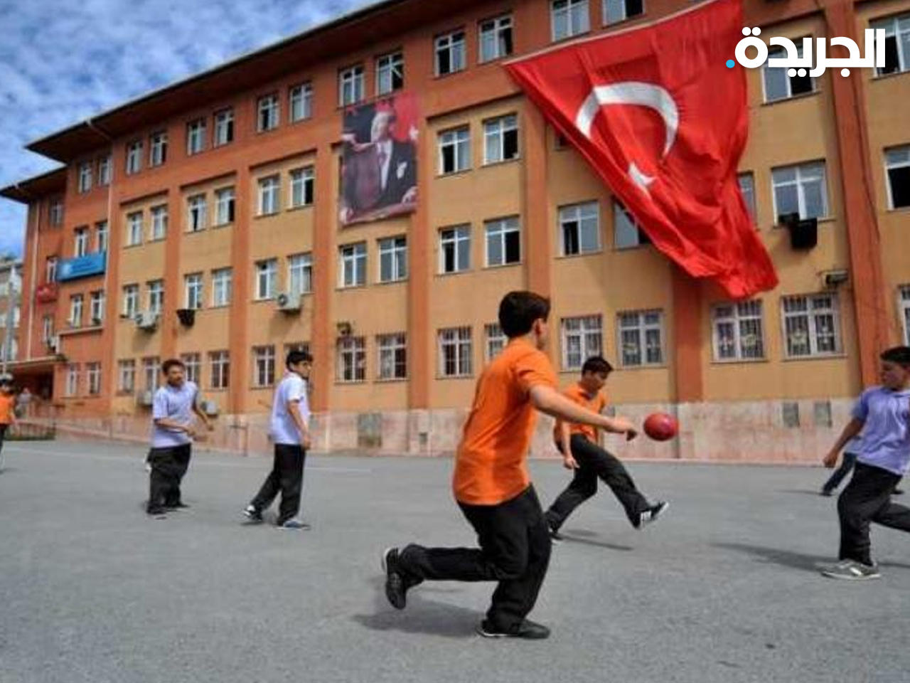 السعودية تسمح بإعادة فتح المدارس التركية