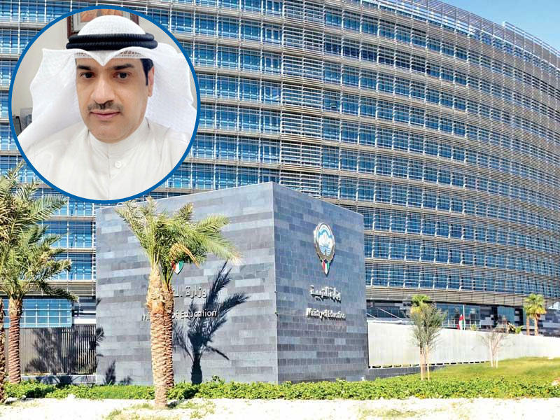 مبنى وزارة التربية وفي الاطار مدير إدارة التوريدات والمخازن بالوزارة متروك المطيري