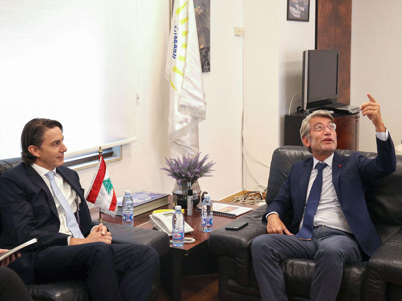 هوكشتاين يلتقي وزير الطاقة وليد فياض في بيروت (أ ف ب)