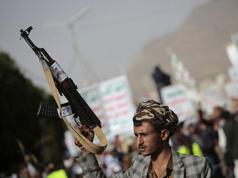 احد عناصر الحوثيين