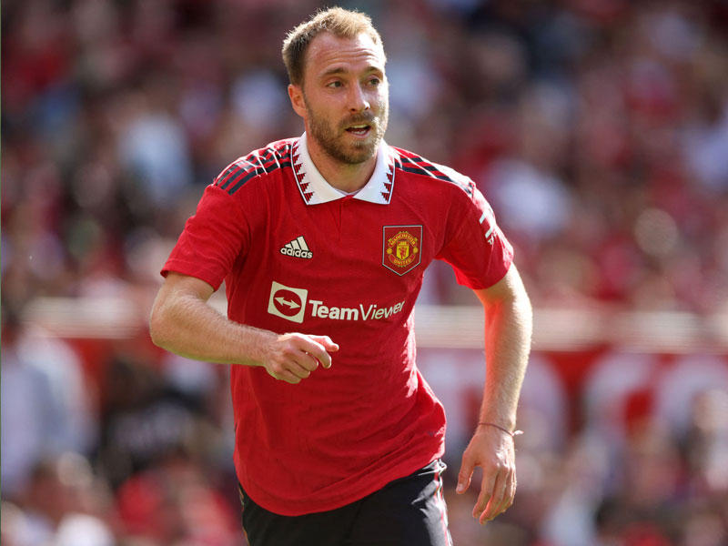 لاعب الوسط الدنماركي كريستيان إريكسن