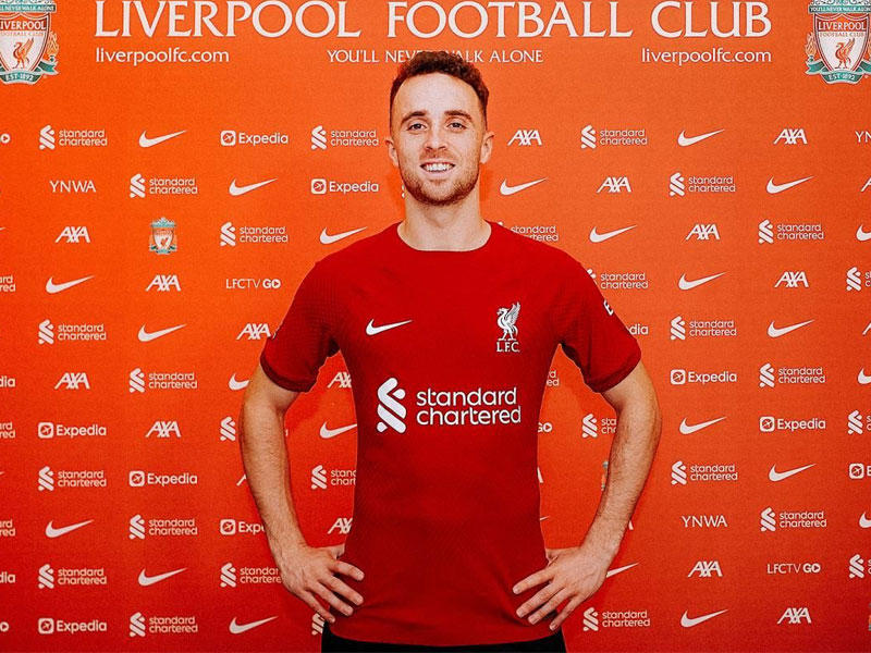  المهاجم البرتغالي ديوغو جوتا