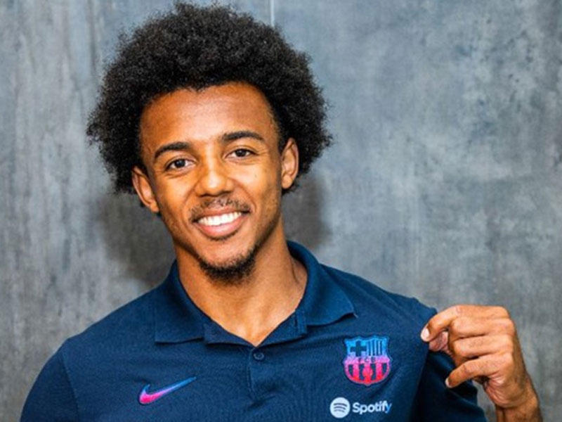 المدافع الدولي الفرنسي جول كوندي