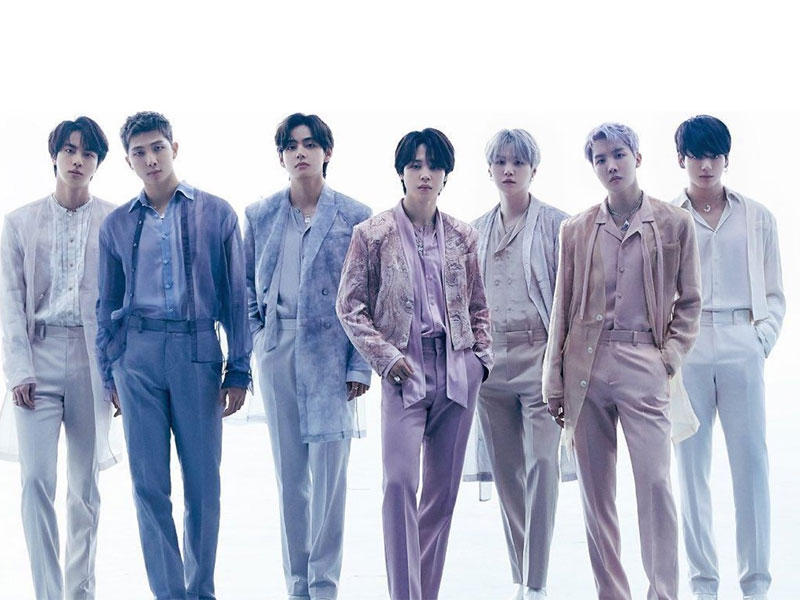 أعضاء فرقة BTS الكورية 