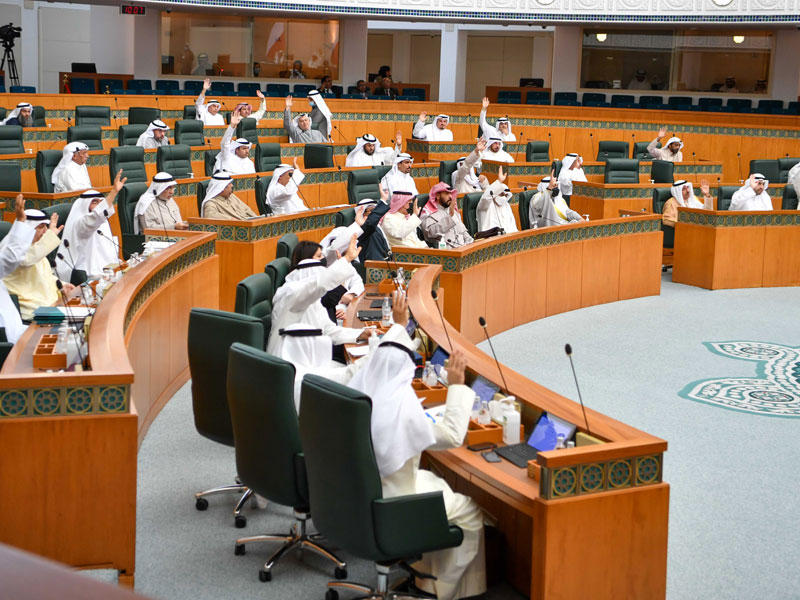 جانب من إحدى جلسات المجلس الأخير