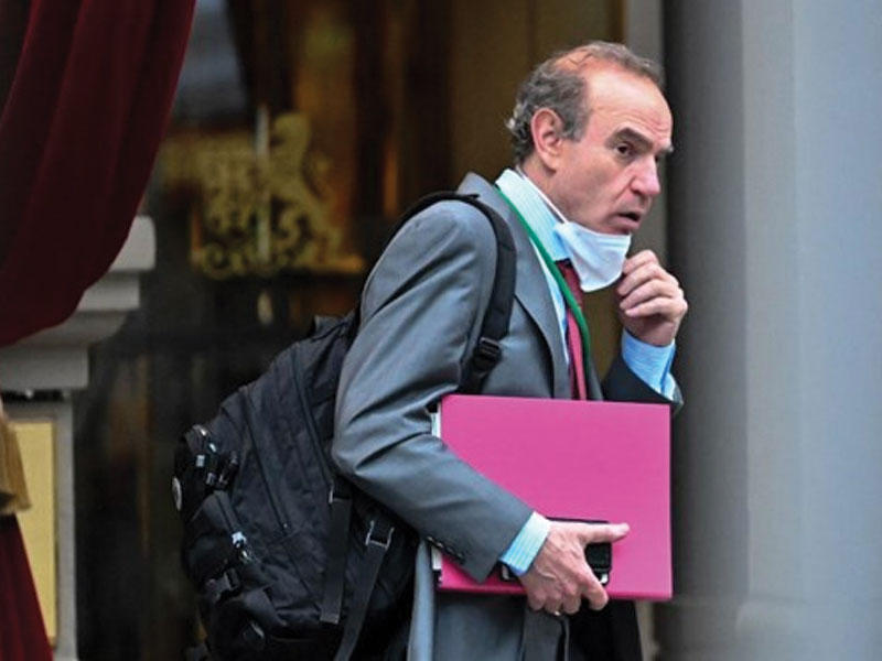 المنسق الأوروبي يتوجه إلى فيينا لاستئناف المفاوضات النووية مع إيران.