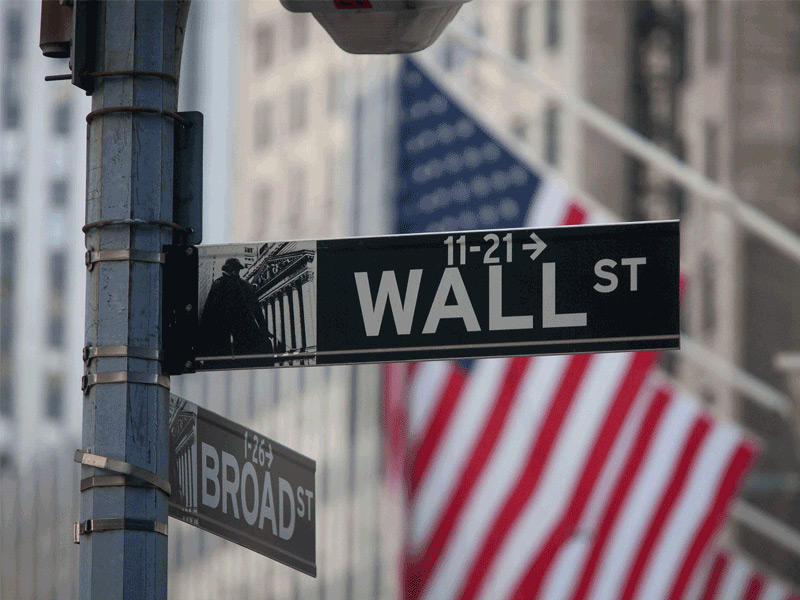 مخاوف من الفائدة تضغط على بورصة وول ستريت
