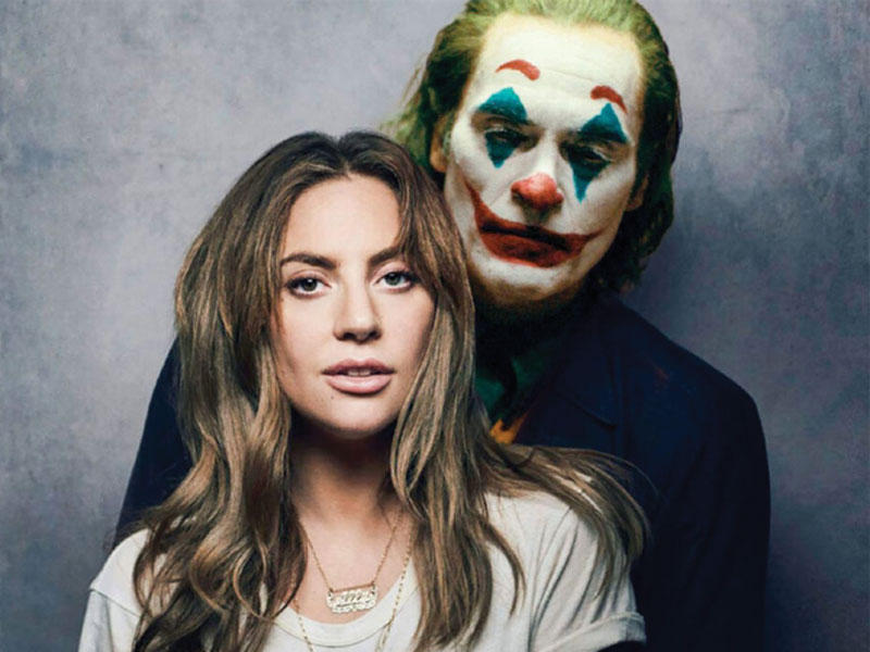 النجمان ليدي غاغا وخواكين فينيكس