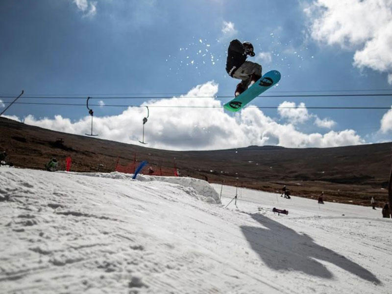 الثلوج تغمر مملكة ليسوتو 