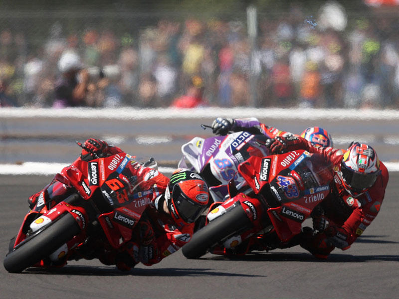 جانب من سباق بطولة جائزة بريطانيا الكبرى 