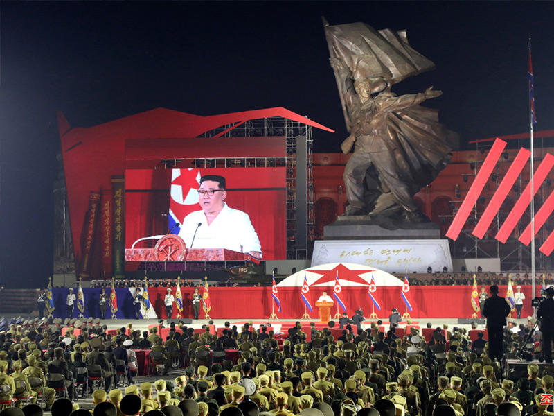 رئيس كوريا الشمالية كيم جونغ أون