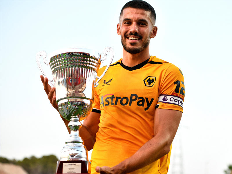  قلب الدفاع الدولي الإنكليزي كونور كودي