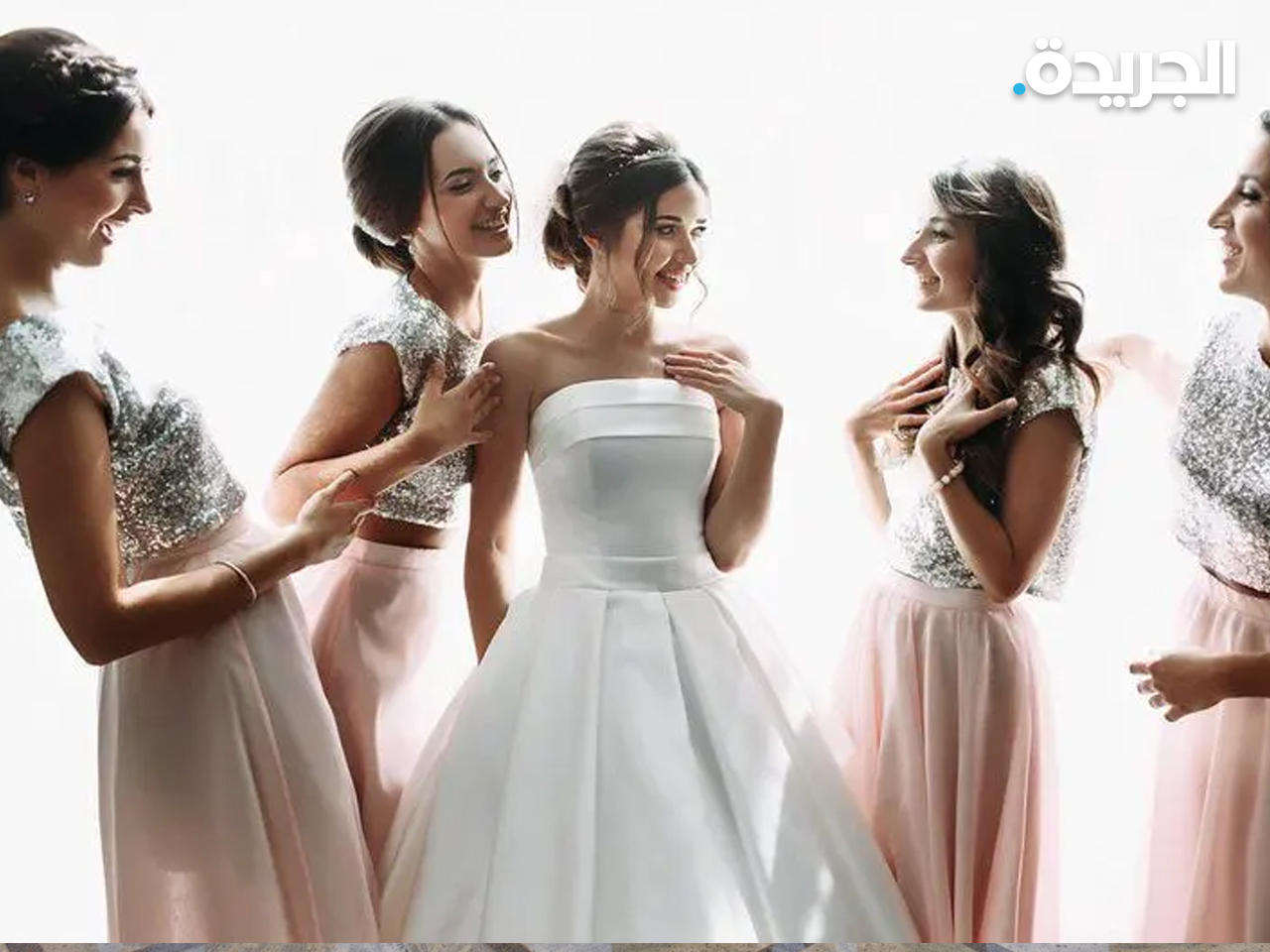 «وصيفة عروس».. مهنة عتيقة أعادتها فتاة سعودية من جديد مقابل 25 ديناراً